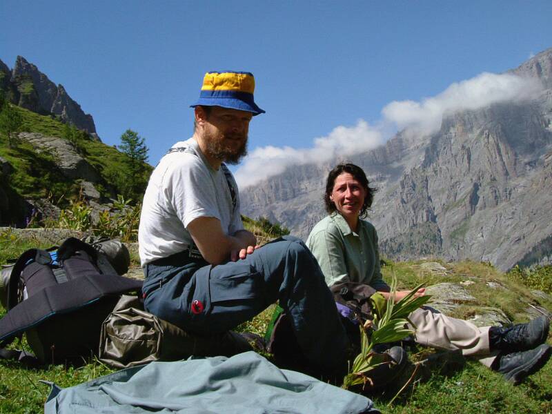 2003_0803LoetshcenPass0008