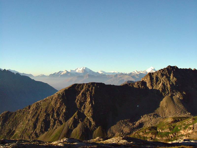 2003_0803LoetshcenPass0010