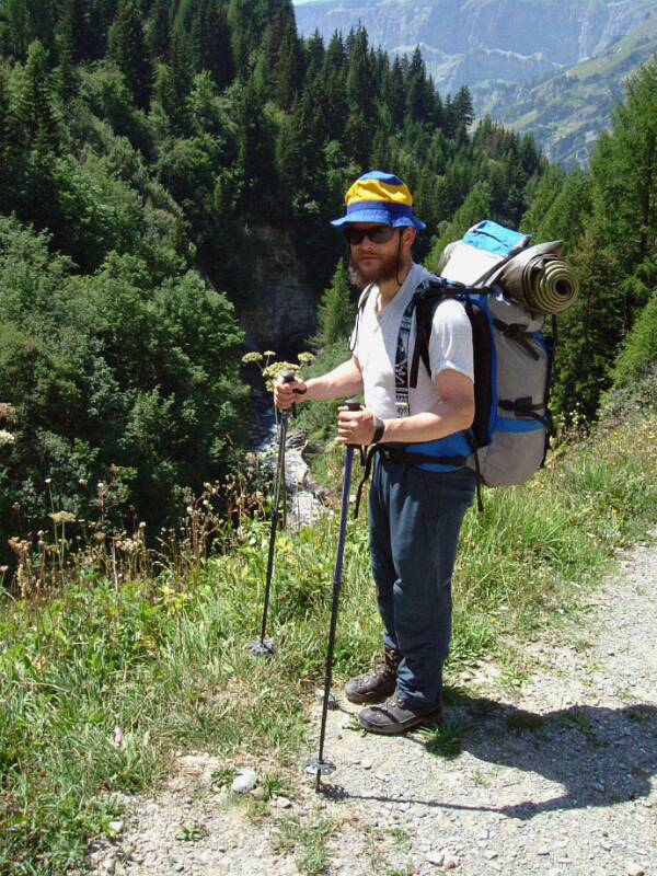 2003_0803LoetshcenPass0020