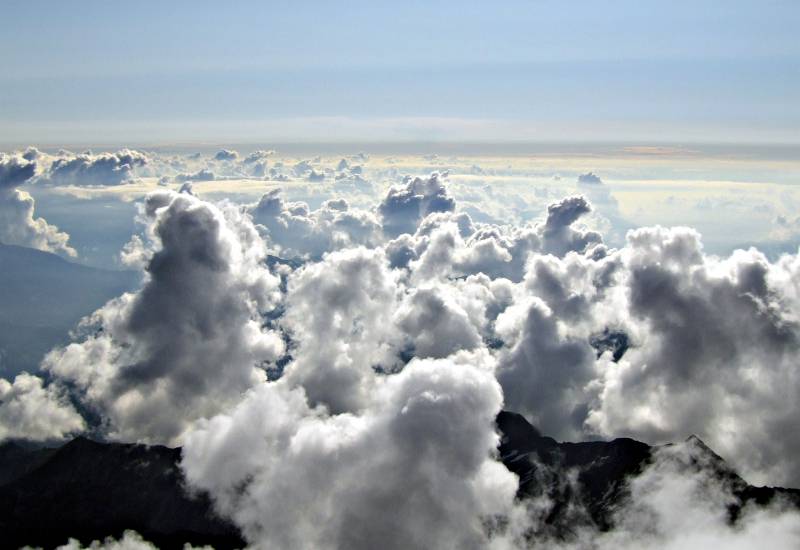 ... die Wolken vom Weissmies aus