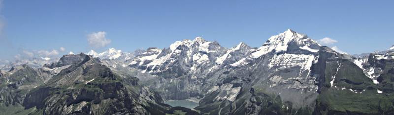 Oeschinensee, Doldenhorn, Bluemlisalp. Blick vom First