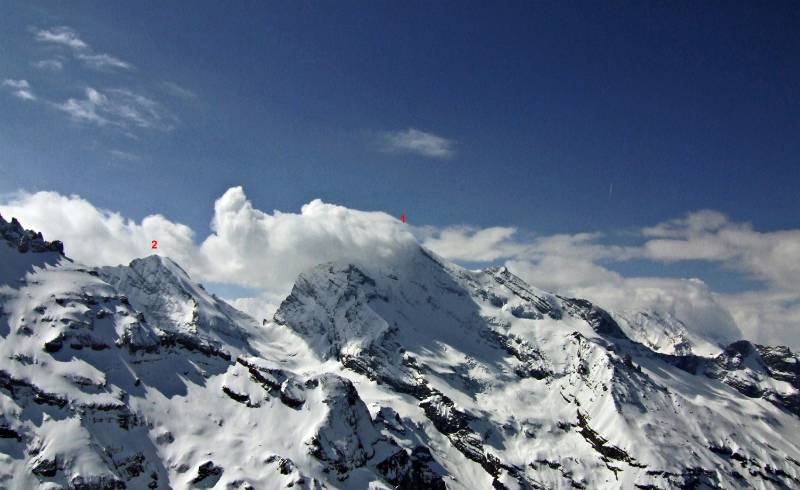 Blick von Bundstock. 1=Doldenhorn, 3638m; 2=Fruendenhorn