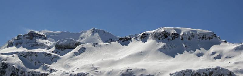 Panorama von Chisthubel. Bundstock ist rechts