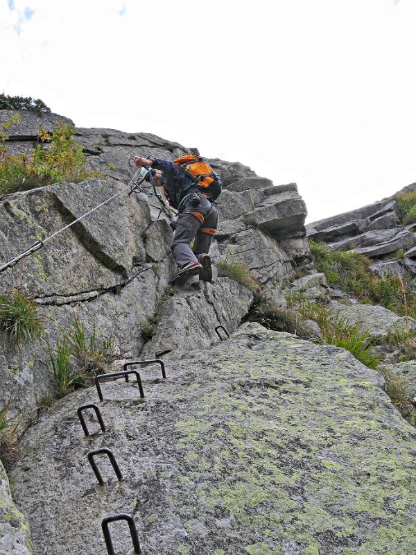 Feste Felsen, kaum lose Steine