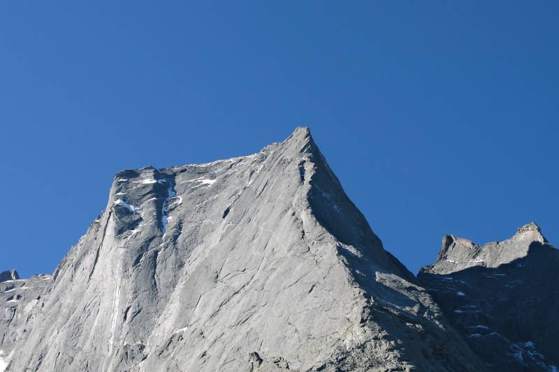 P. Badile mit beruehmte Kletterroute ganz vorne