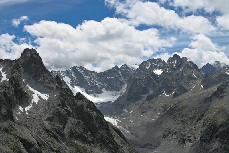 Berge am Ende vom Albignatall