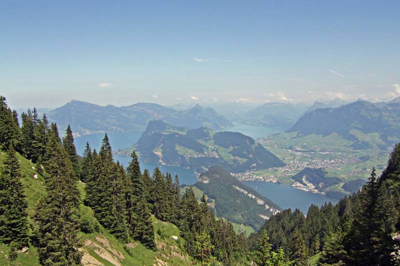 Blick Richtung Vierwaldstaetesee