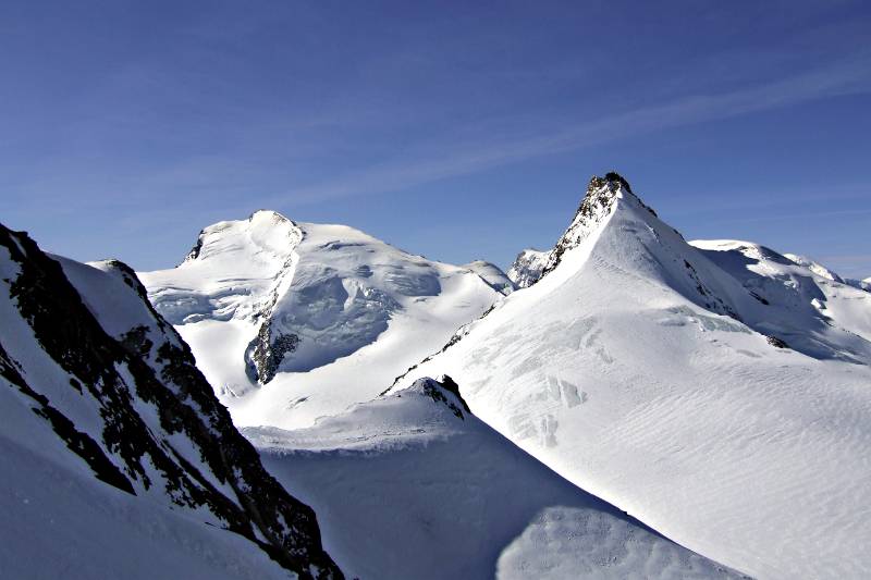 Strahlhorn und Ripfischhorn vom Feejoch aus