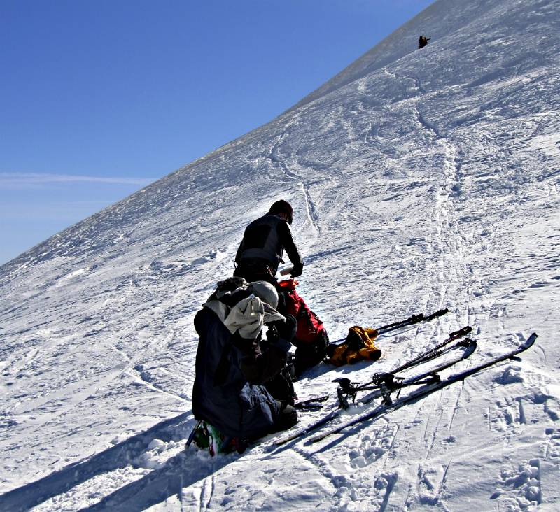 Auf dem Feejoch vor dem letzten Teil des Aufstiegs