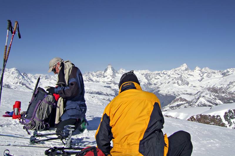 Pause mit View auf Matterhorn