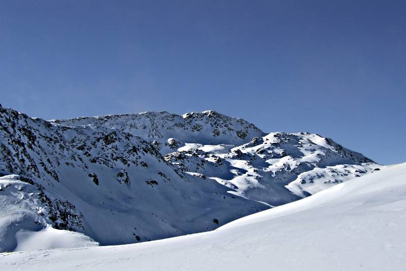 Gipfegrat von Piz Maler schon in Sicht. Aber zuerst noch kurze