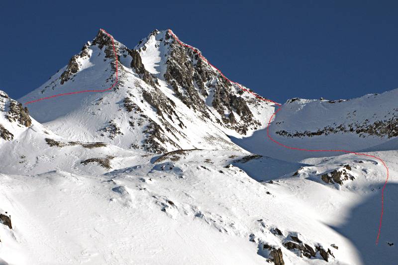 Die 2 Gipfel von Pizzo Centrale. Skitour auf den Gipfel links