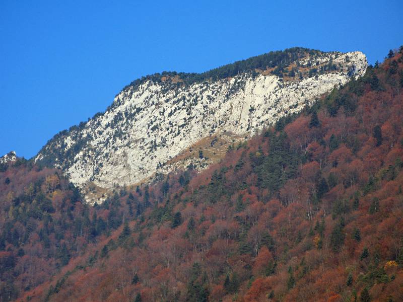 Blick auf Rigi-Hochflue von Brunnen aus