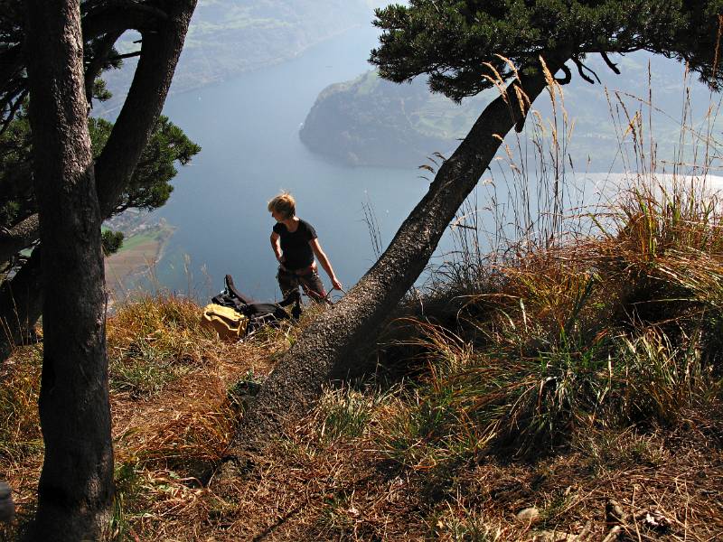 Das Ende von Kletterroute auf der Grassschulter von Hochflue