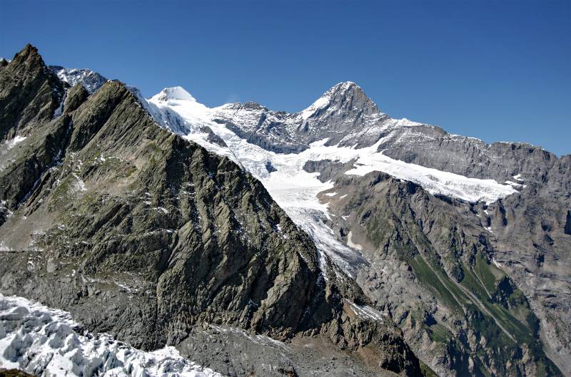 Mönch und Eiger von Schreckhornhütte aus