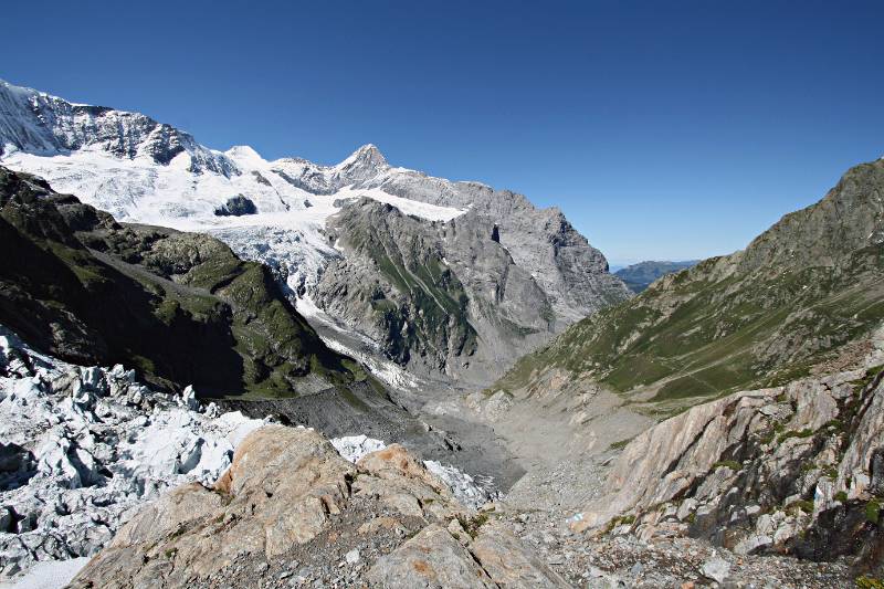 Blick zurück. Es ist ziemlich lange Wanderung