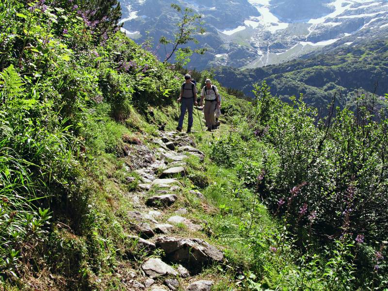 Schöner Wanderweg von Kröntenhütte