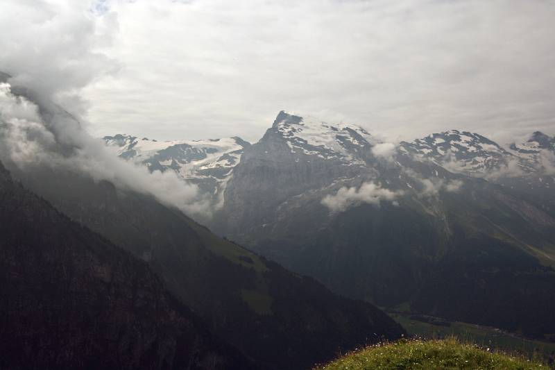 Titlis und links von Titlis ist Grassen