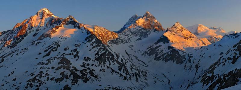 Abend in Sustlihütte ► Zum interaktiven Panorama