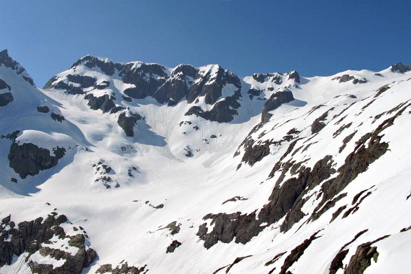 Der Gipfel von Grassen und Grassengrat von Sustlihütte aus