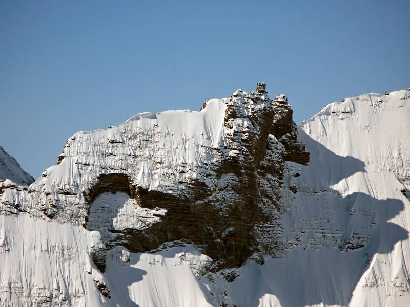 Schöne Schnee- und Felsstrukturen. Voraussichtlich Türmlihore