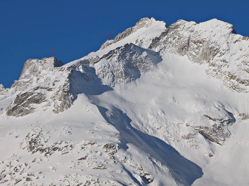 1=Cima di Castello; 2=Cima dal Cantun; Blick von Fornohütte