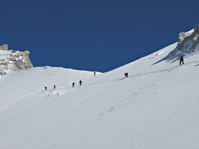 Passo dal Cantun. Die Abfahrt vom Pass zum Fornogletscher ist möglich