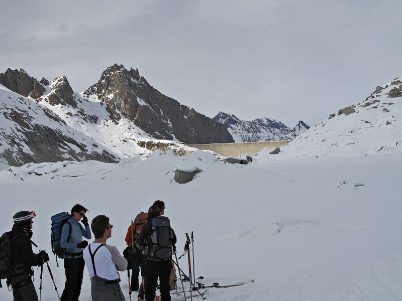 Blick Richtung Staumauer von Albignasee