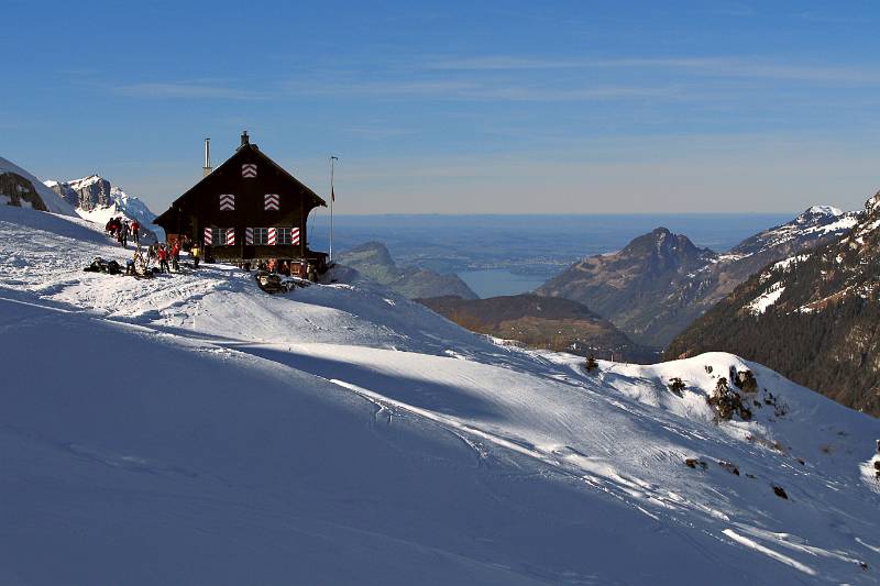 Lidernenhütte mit Blick auf Vierwaldstättersee, Luzern, Rigi, Pilatus und viel mehr