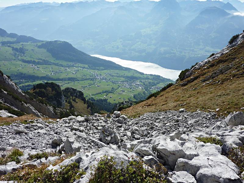 Walensee und Amden ist unten zu sehen