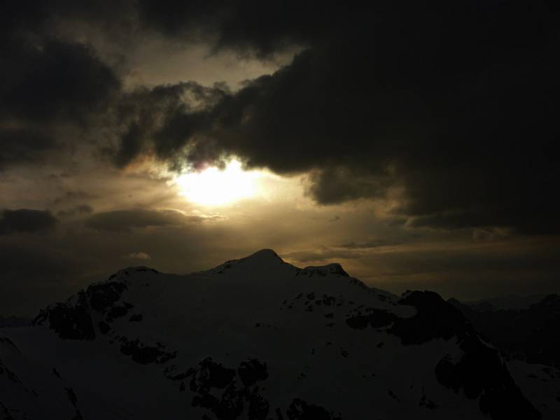 Abend in der Tierberglihütte