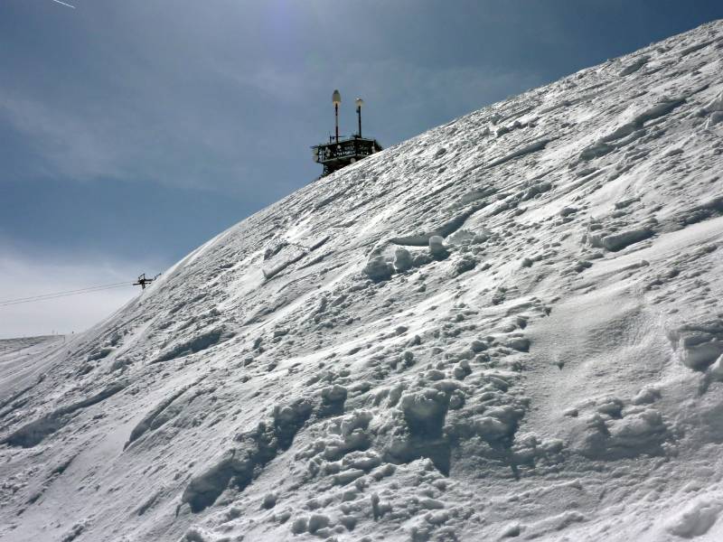 Die Masten von Kl. Titlis vom Titlis Gletscher aus