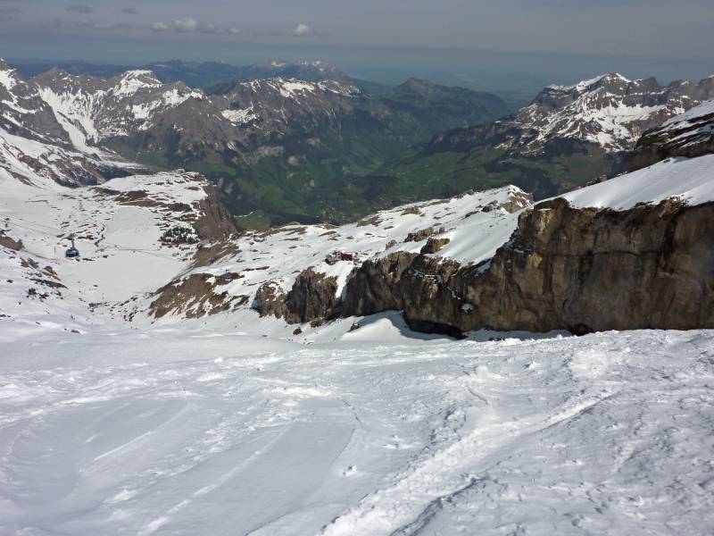 Blick Richtung Engelberg vom Titlis Gletscher aus