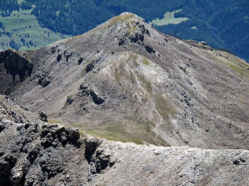 Piz Clünas von Piz Minschun aus