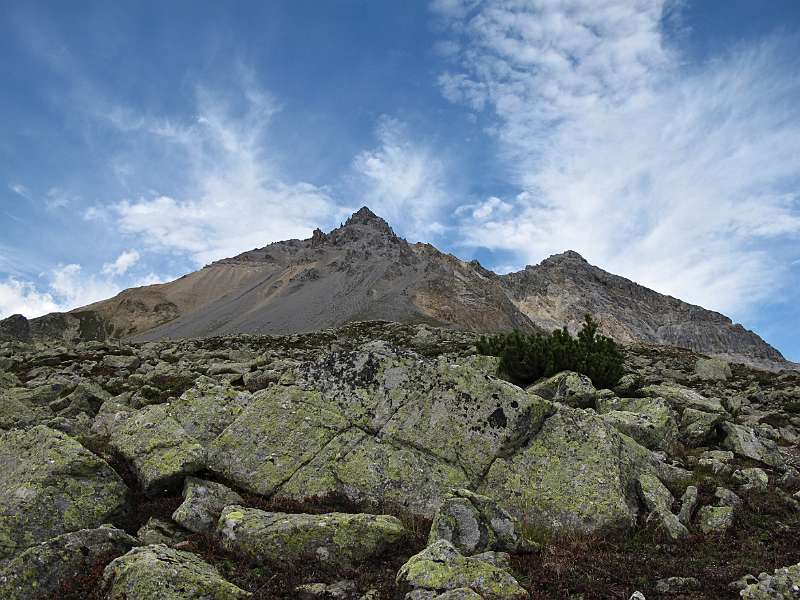 Vorgipfel von Piz Daint von Abstiegsroute aus, der Gipfel ist nicht