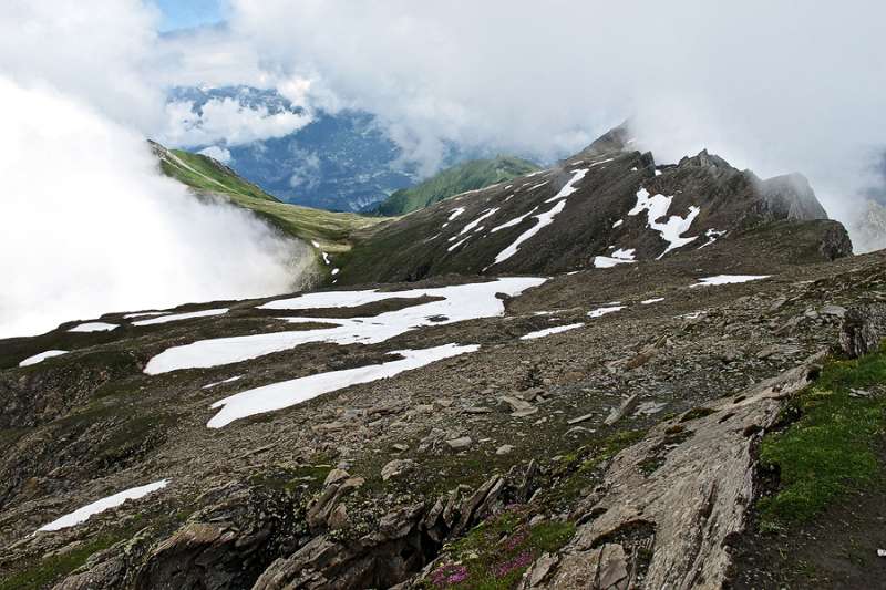 Die Sicht ist eingeschränkt durch Nebel