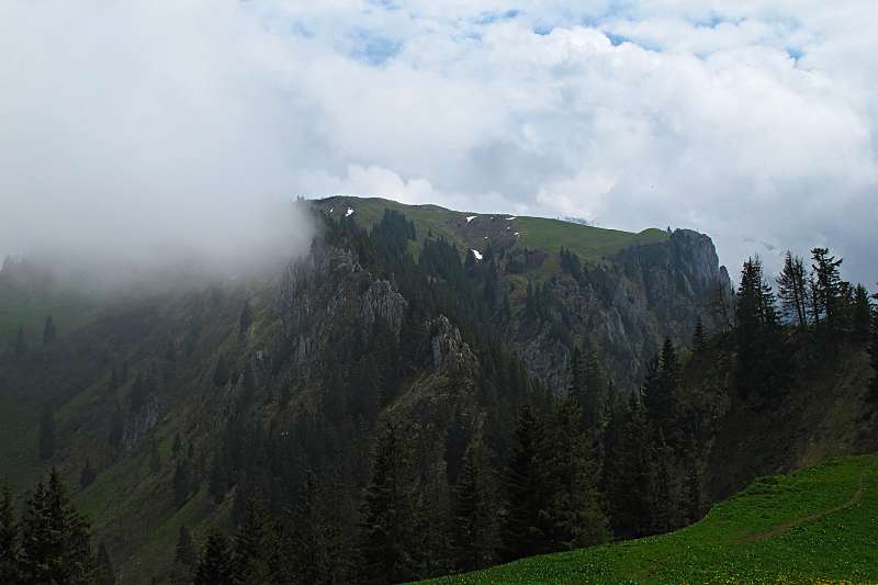 Bleikigrat und oben ist die Musenalp