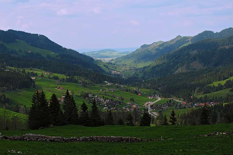 Brunni am Ende von Alpthal