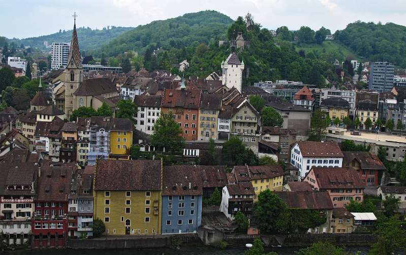 Altstadt Baden unter bewölktem Himmel