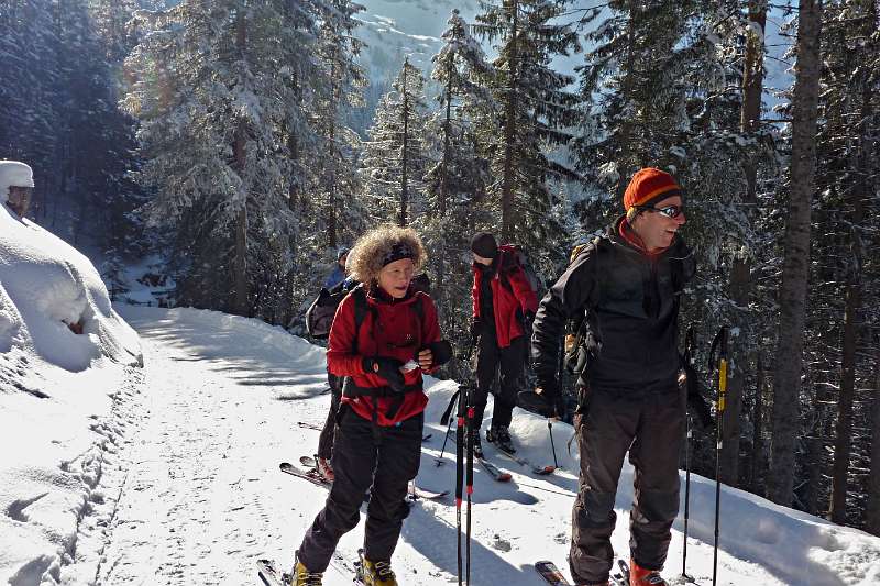 Pause auf der Strasse zur Druesberghütte