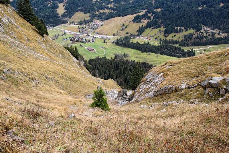 Der Weg über diese Rinne zurück nach Brunni