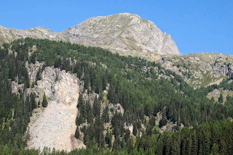 Aussichtsberg Piz Comapsc von Sfazü aus