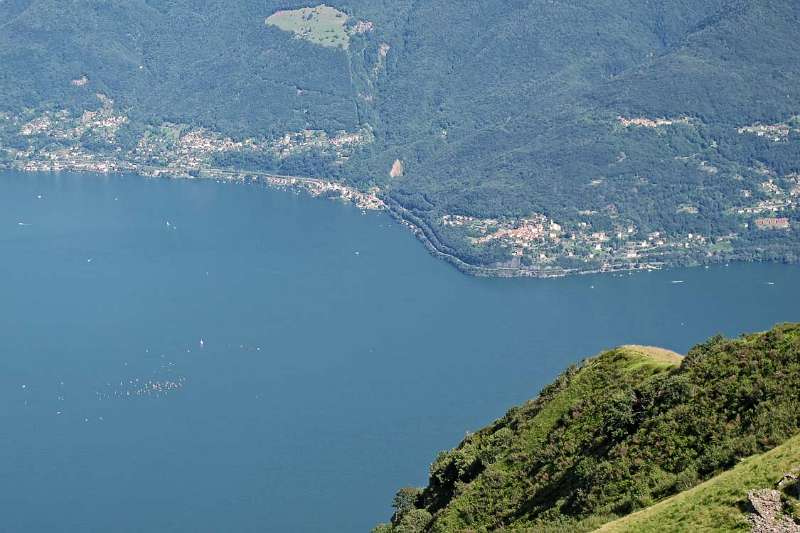 Lago Maggiore mit unzähligen Boots