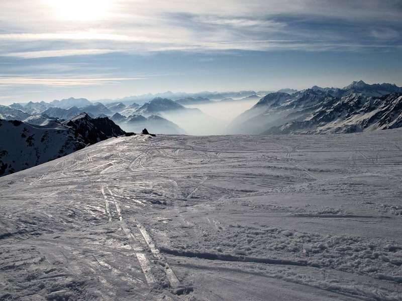 Tessin ist schön mit Nebel bedeckt