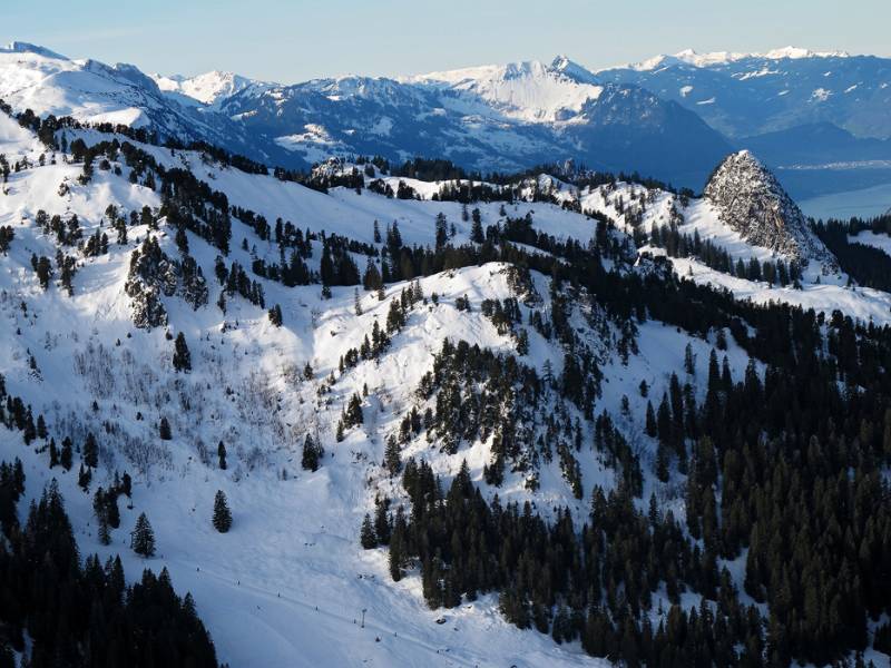 Da sieht man ein Teil der Route auf Laucherenstöckli