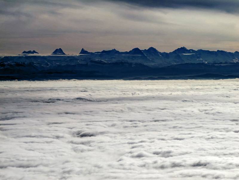 Immer wieder schöne Bilder von Berner-Gipfel in der weiten Ferne