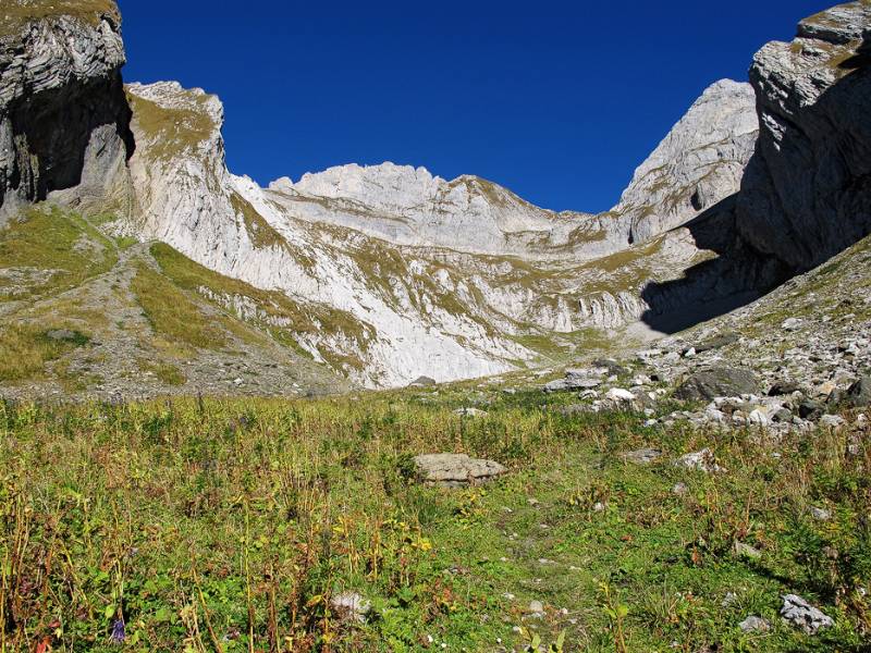 Blick Richtung Punkt 2069m, die Abzweigung zum Schafberg Sattel