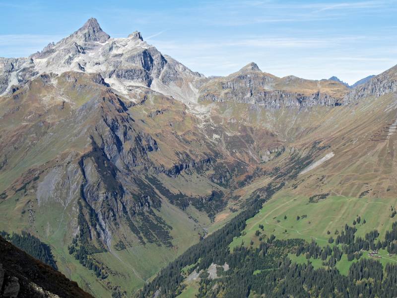 Kärpf, Gross und Chli. Auch beliebte Skitourenziele aus Elm