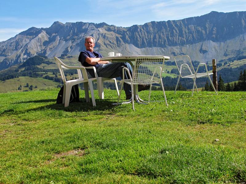 Die Arbeit gemacht. Nun kann man erhollen und die Aussichten geniessen