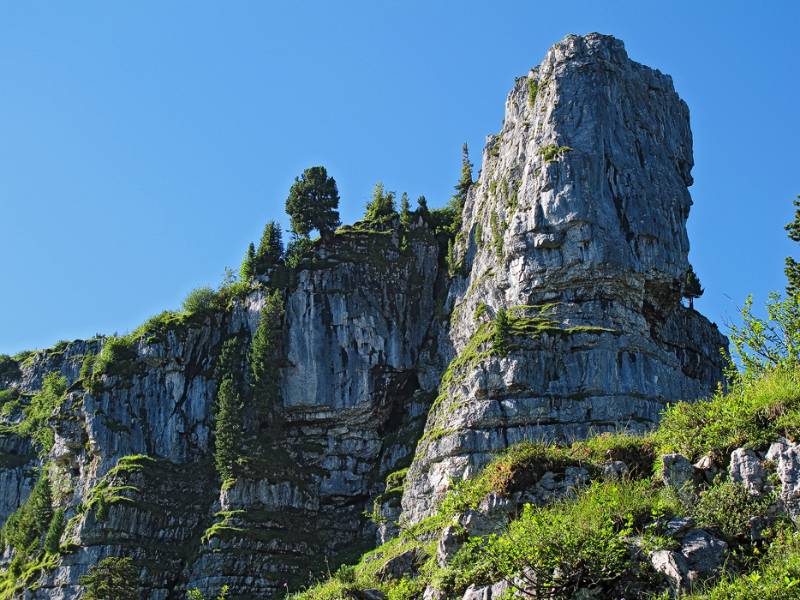 Markenter Felsturm ist von weit zu sehen und ist als Wegweiser